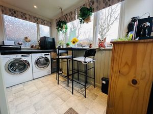 Photo 16- click for photo gallery